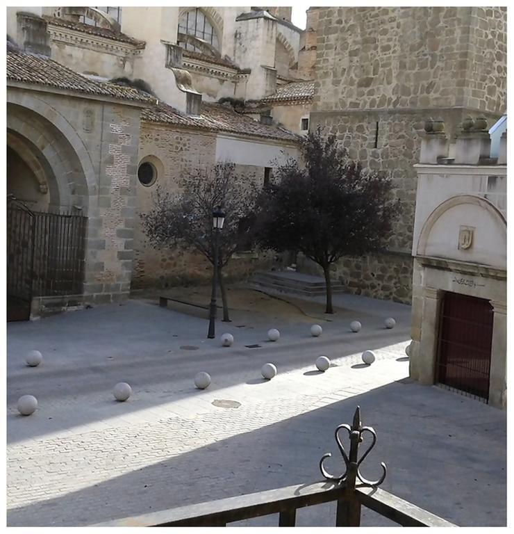 Colegiata Home Talavera de la Reina Esterno foto
